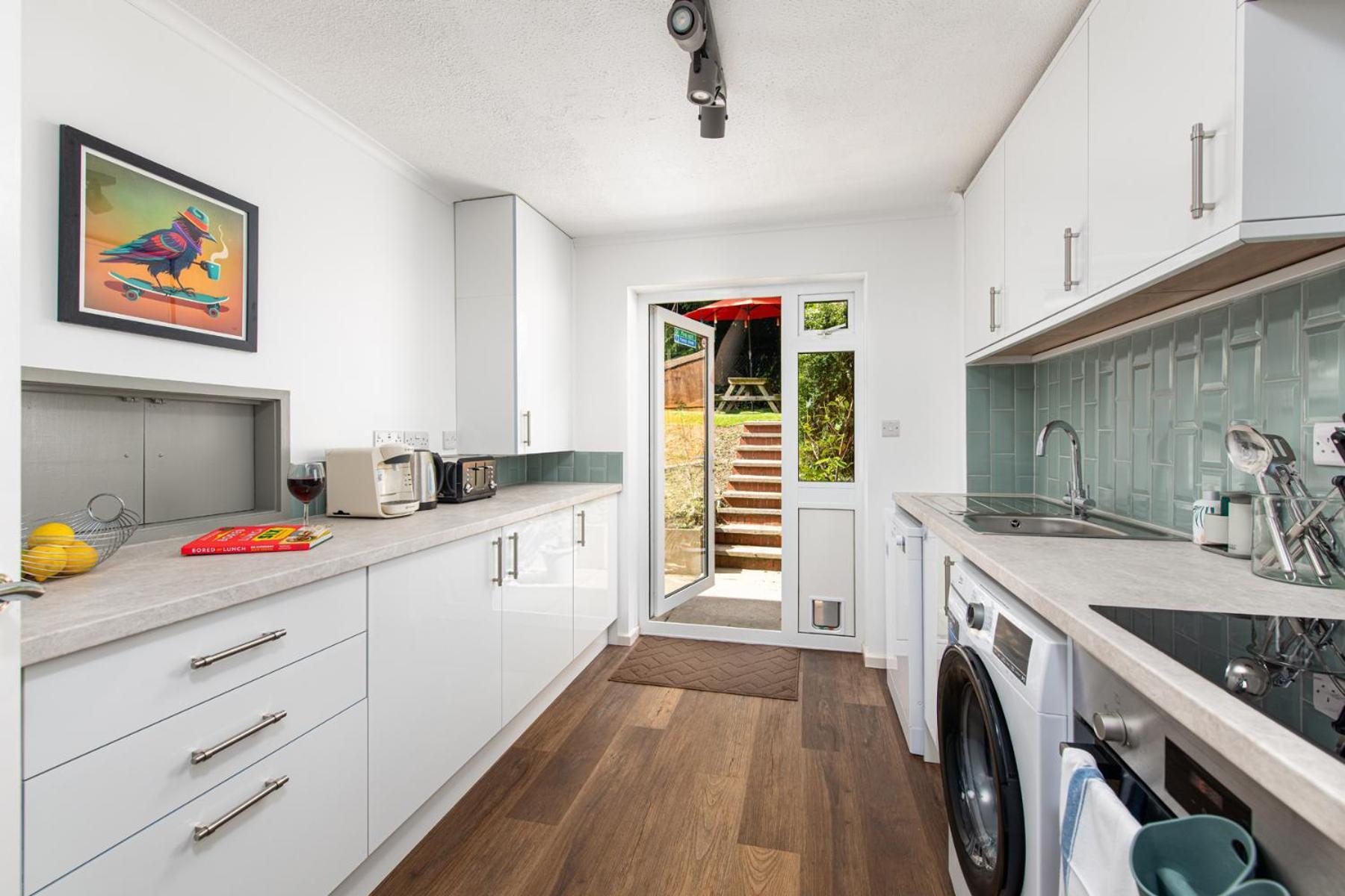 Private 3bed-parking-sleeps5-by Fabaccommodation Dom wakacyjny Bristol