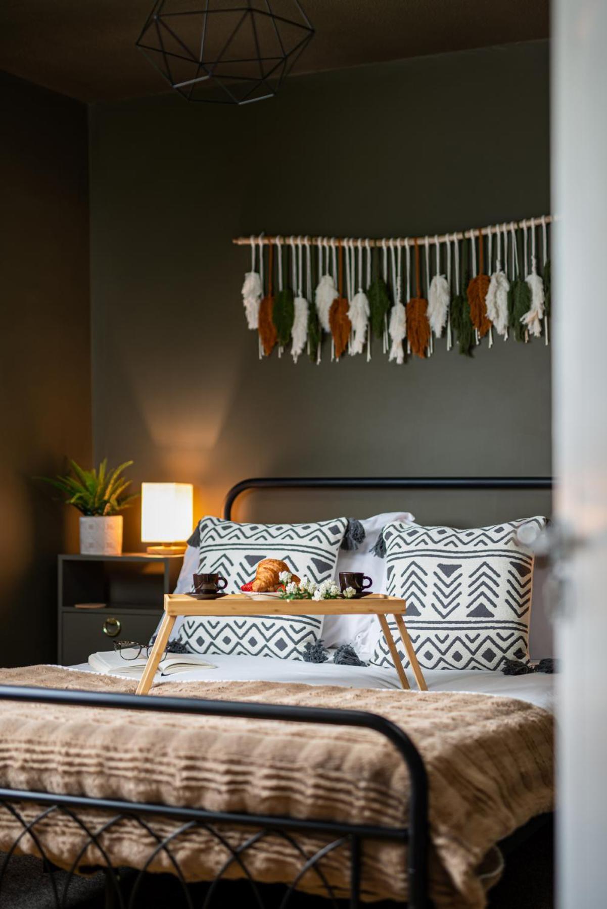 Dom wakacyjny Private 3bed-parking-sleeps5-by Fabaccommodation Bristol